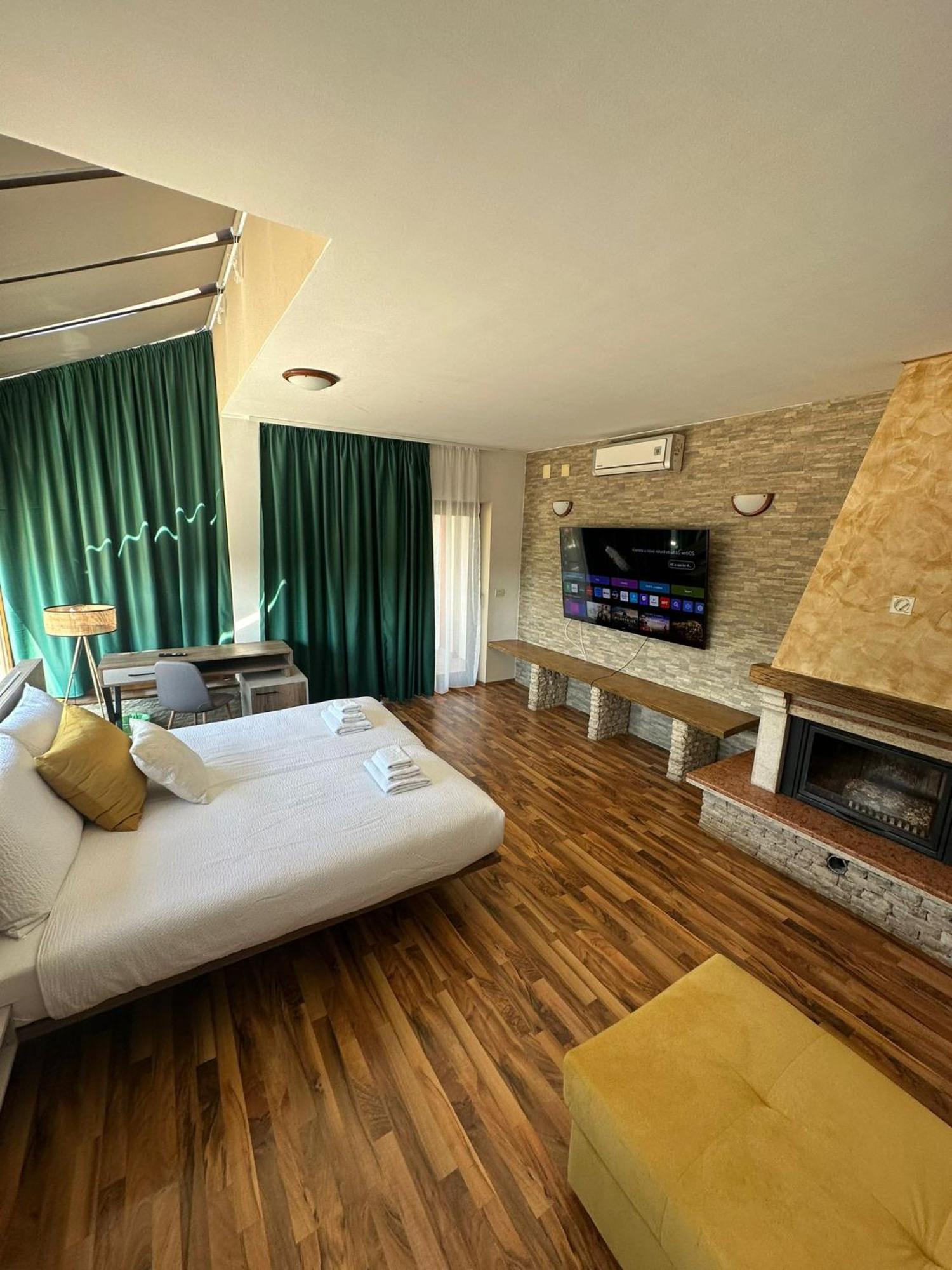 Hotel Natura Vilanija Extérieur photo