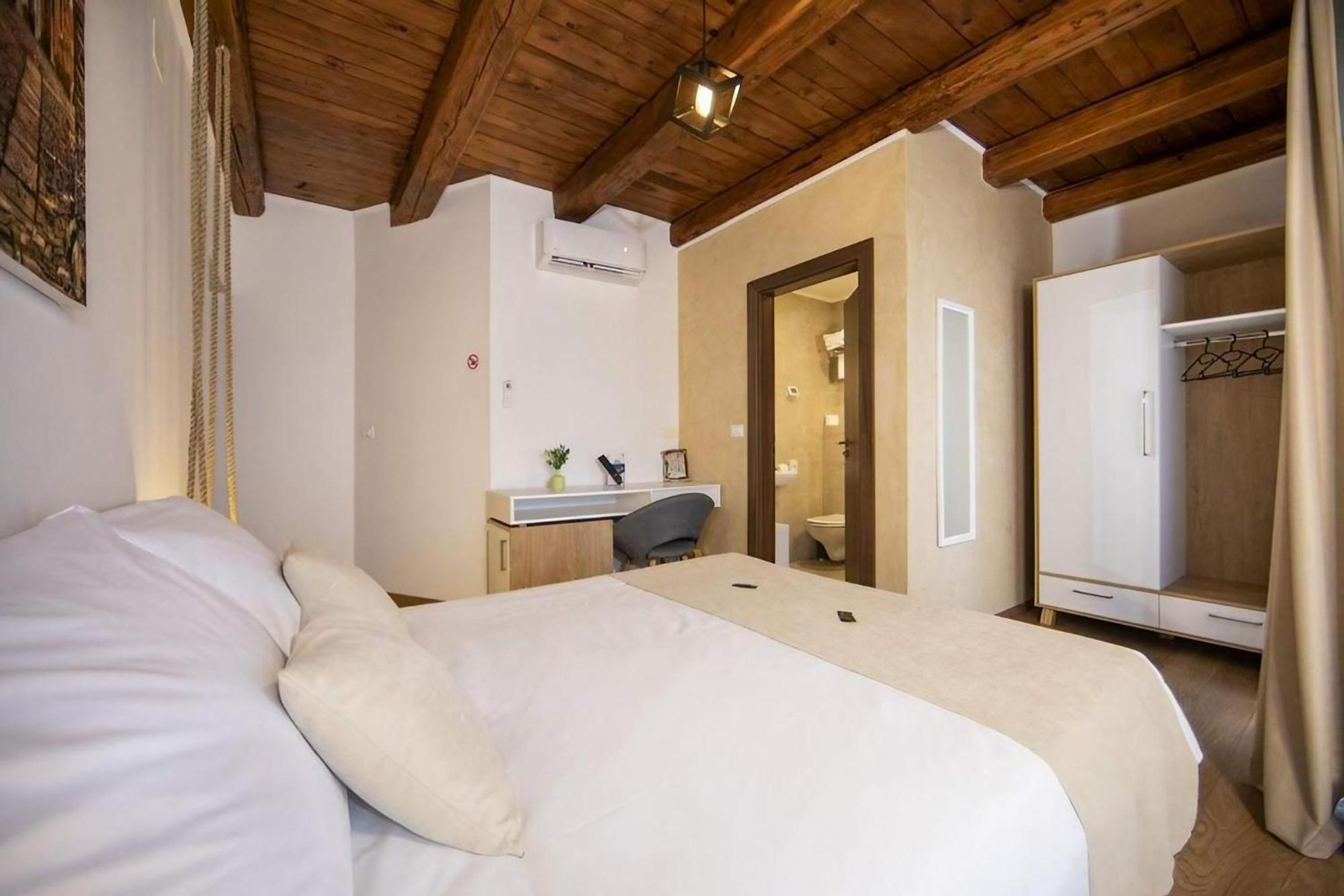 Hotel Natura Vilanija Extérieur photo