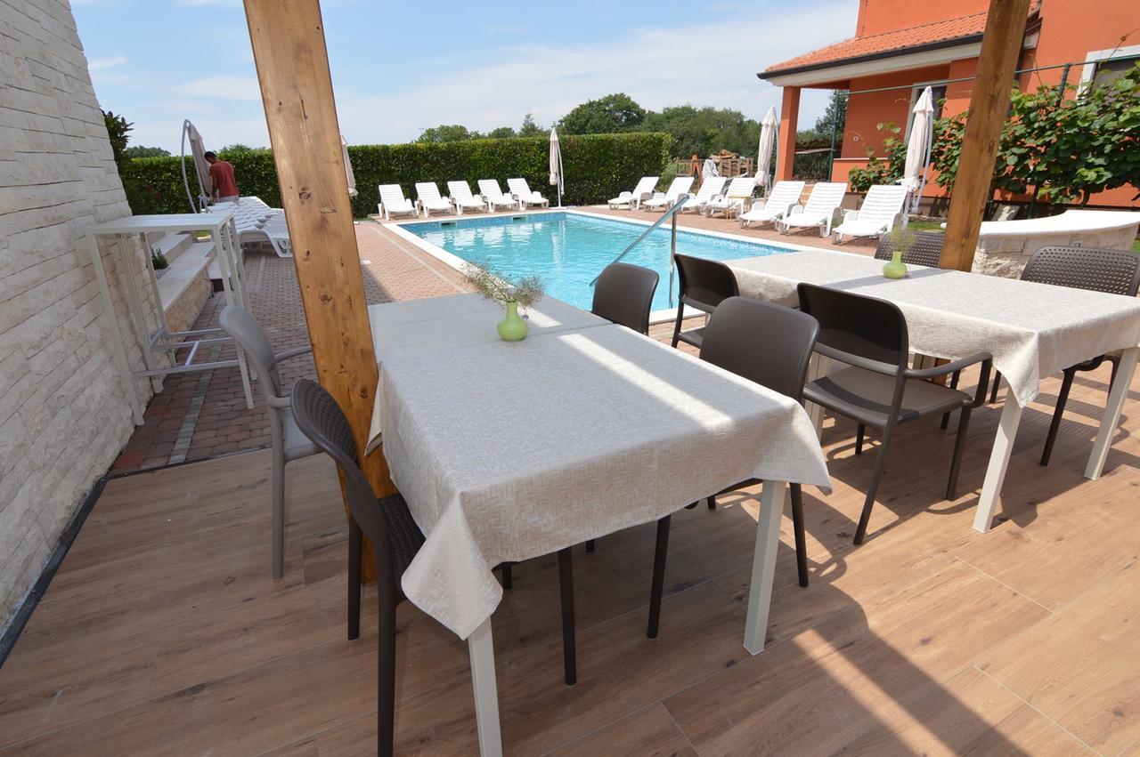 Hotel Natura Vilanija Extérieur photo
