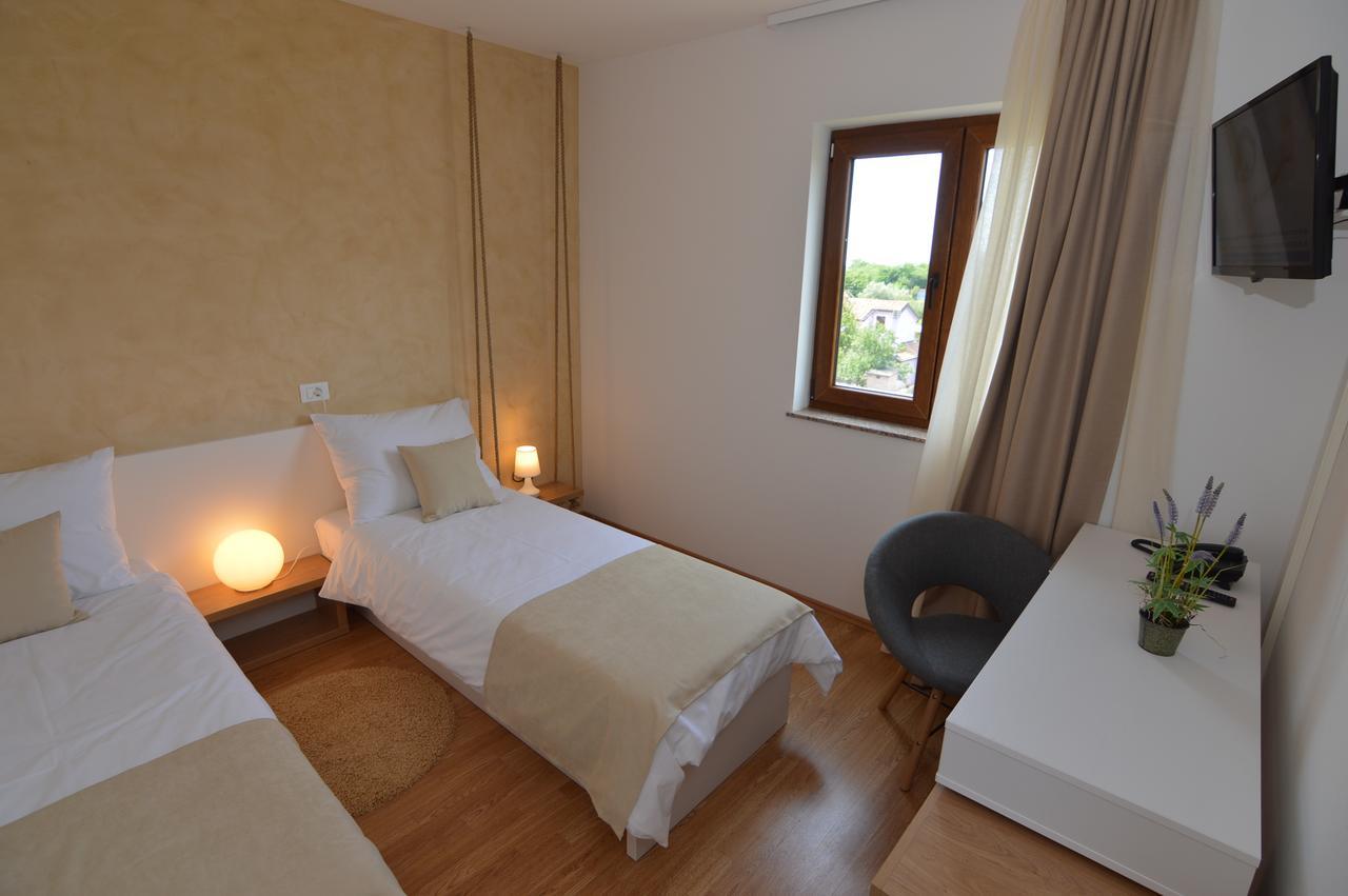 Hotel Natura Vilanija Extérieur photo