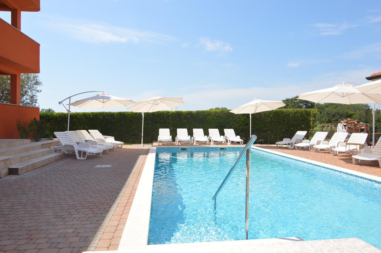 Hotel Natura Vilanija Extérieur photo